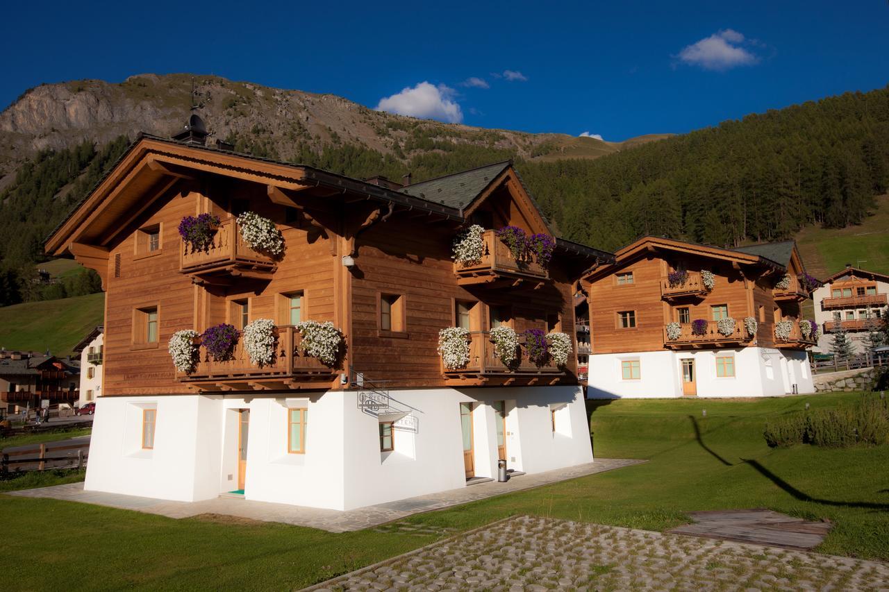 Les Fleurs Bleues Aparthotel Ливиньо Екстериор снимка