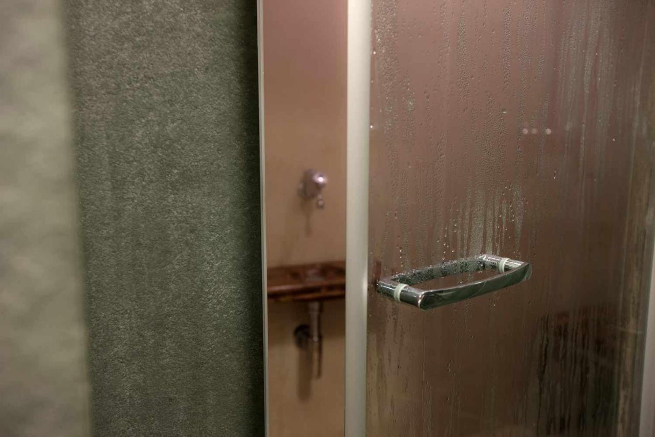 Les Fleurs Bleues Aparthotel Ливиньо Екстериор снимка